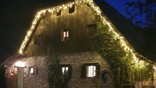 Sehr gemütliches Restaurant, Monolith-Grill, Riesen-Feuerschale ... Entspannung pur