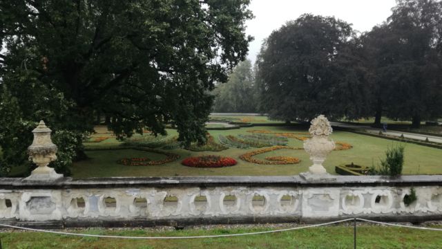 Kleiner Blick durch den Burggarten