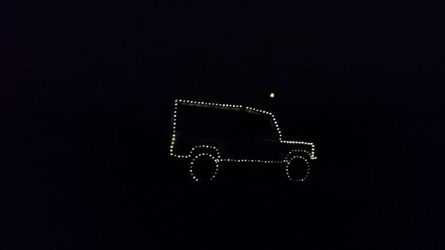 Ein Landy bei Nacht ... Wirklich sehr nett gemacht